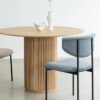 Verona dining table