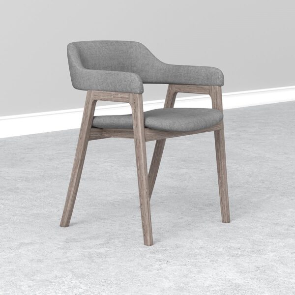 Bianca eating Chair